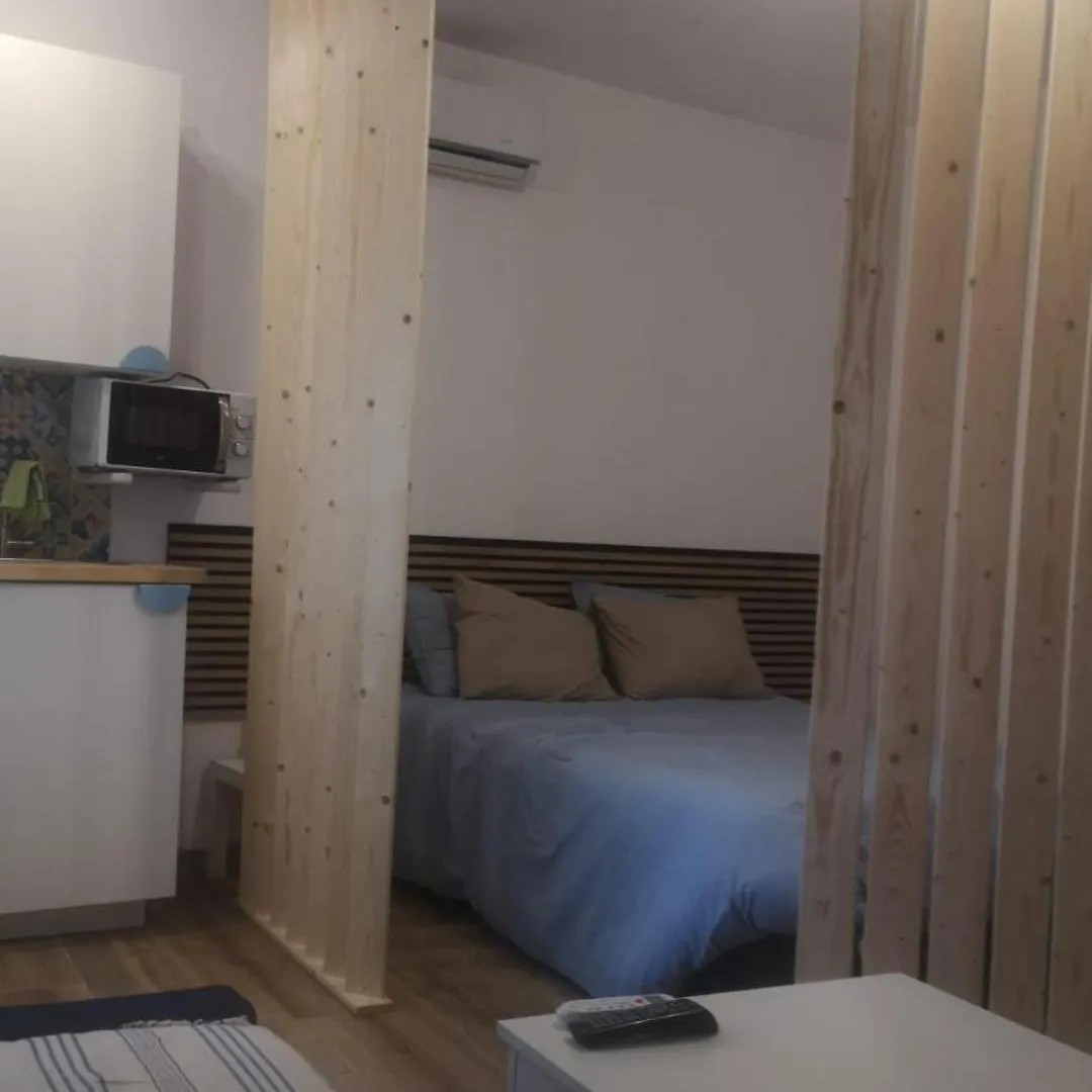 Estudio Completo A Estrenar En Triana Seville 0*,  Spain