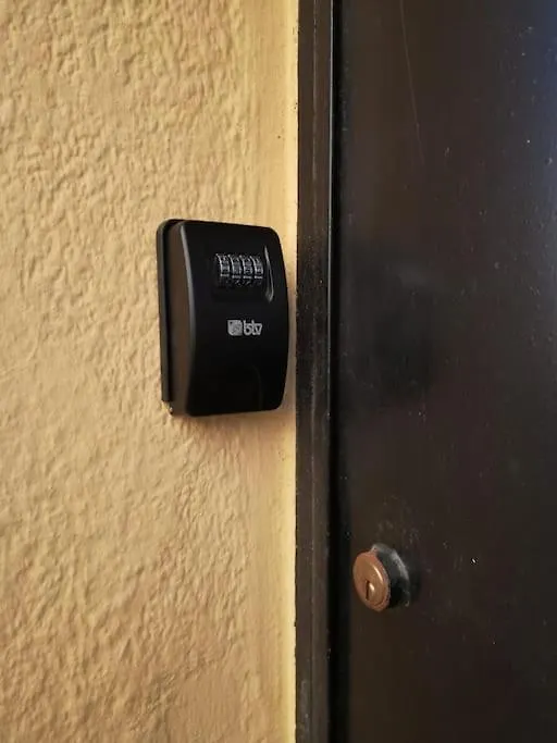Apartment Estudio Completo A Estrenar En Triana Seville